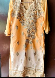 Kurta Set With Churidar Pajama And Dupattas 😎