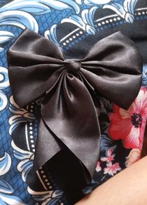 Black Silk Bow