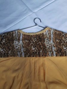 Sunny Yellow Top For Beach 🥂