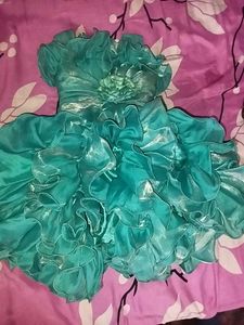 SHADING GREEN FROCK
