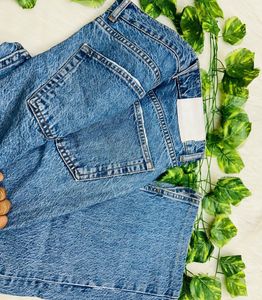 Vintage High-Waisted Jeans