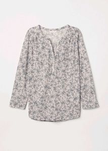H&M V-neck Top 🌺
