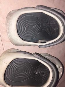 Chote Bacchon Ke Chappal 6 Sal K