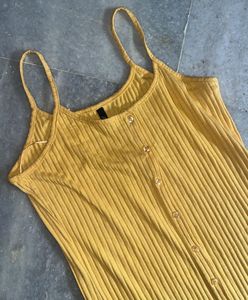 ⭐️Yellow Ribbed Button-Down Tank Top⭐️