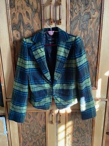 Stylish Plaid Blazer