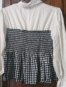 Checked Top with Long Sleeves