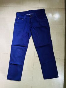 Royal Blue Cropped Capri Pants