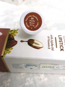 Mamaearth Lipstick &#34;01 Mocha Brown&#34;
