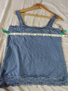 Beautiful Top With Nice Lace Detailing