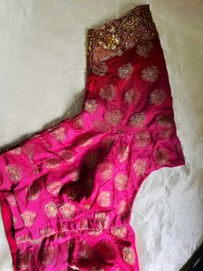 Saree With Blouse