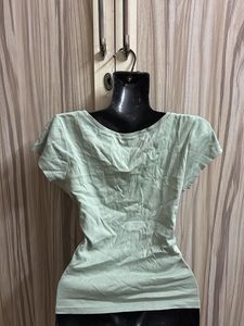 ⭕️B3G1⭕️ + 30 % Off On Combo❗️Cute Green Top