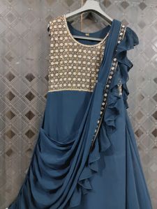 Beautiful Frill  Dress😍❤️