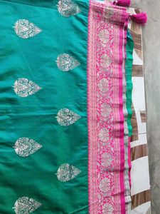 sea green saree with pink colour combination