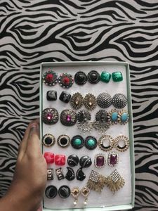 Pack Of 20 Earings
