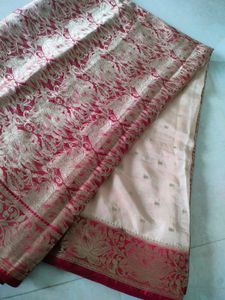 Elegant Ethnic Peach And Marun Saree ♥️