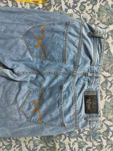 Light Wash Denim Jeans