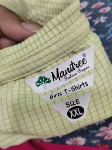 Green Graphic Print Long Sleeve Top