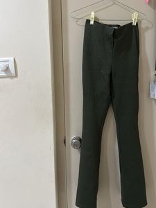 Olive Bootcut Pant 🫒