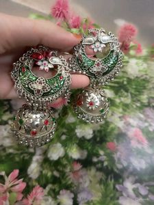Free Elegant Jhumka Earrings🥰