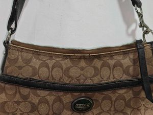 Coach Sling F18925