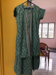 Lux Green Kurtha