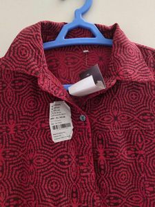 New Patterned Top - 40 Bust