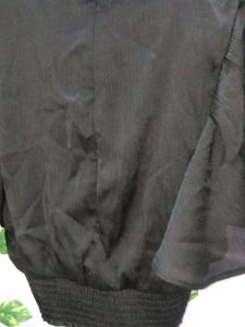 Trending black crop top