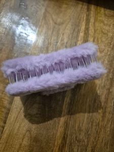 Fuzzy Purple Claw Clip (1  piece)