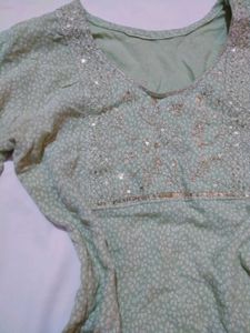 Green Kurti