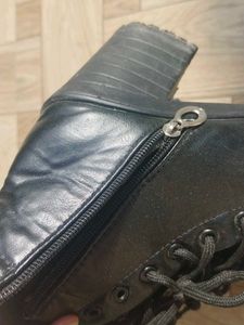 Black Boots