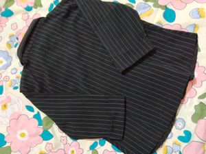 Classic Black Pinstripe Button-Up Shirt💫