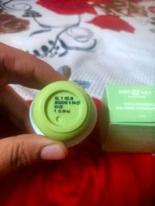 Dot &amp; Key Moisturizer
