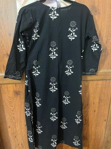 Elegant Black Floral Kurta