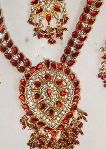 Red &amp; Gold Indian Bridal Jewelry Set