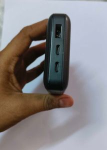 Spigen 20000mah 30w Power Bank
