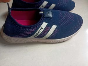 Sport Shoes For Walking And Running