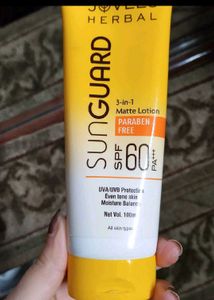 Jovees and cliensta sunscreen