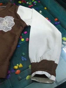 Brown &amp; White Long Sleeve Top🤎