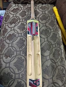 Kookaburra Cricket Bat