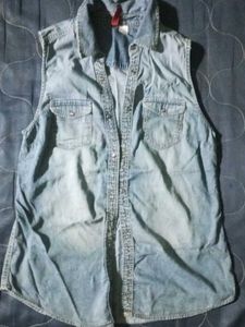H&M Sleeveless Denim Shirt