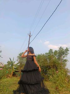 Removable Strap black gown 🖤