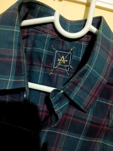 Arrow Plaid Button-Down Shirt