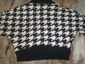 Houndstooth Print Sweater