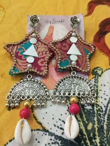 Star & Shell Dangle Earrings