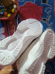 Woman White Sport Shoes 👟