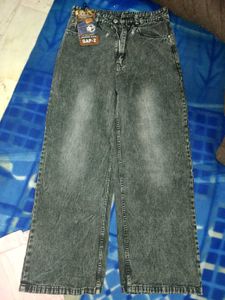 StraightJeans