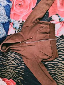 Brown Zip-Up Hoodie 🤎
