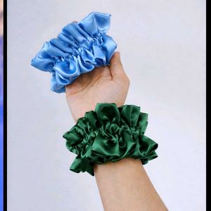 Cute Hair Scrunchies - Set of 2