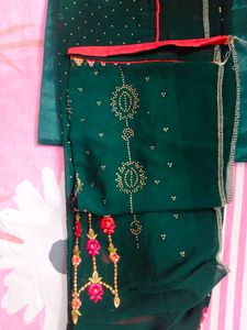 OFFER 💥💥LOOT SALE💥💥UNSTITCHED FANCY EMBROIDERY