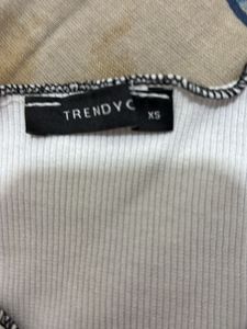 TOP SIZE -XS